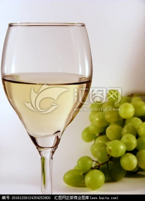 白葡萄酒和葡萄